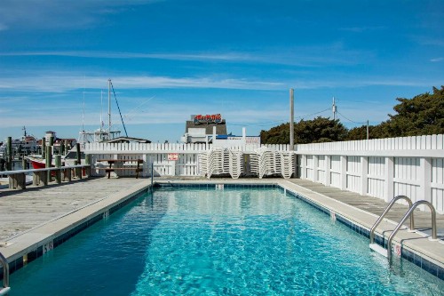 Anchorage Inn & Marina - image 6