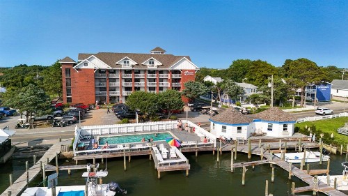 Anchorage Inn & Marina - image 9