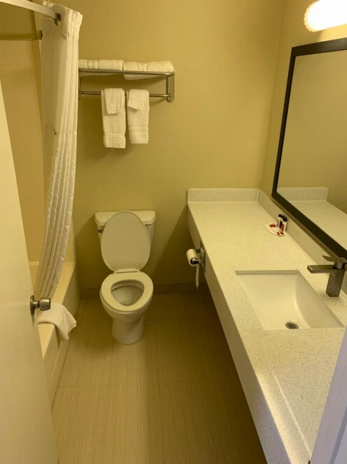 Travelodge by Wyndham Odessa - image 11