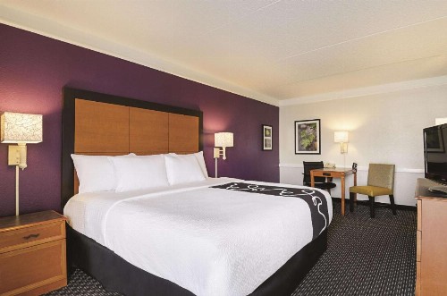 La Quinta Inn by Wyndham Odessa - image 18