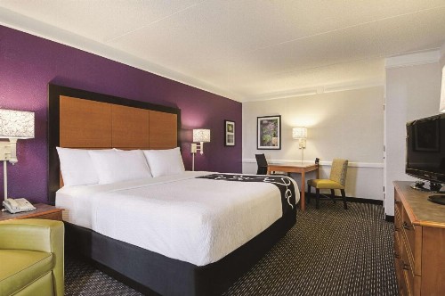 La Quinta Inn by Wyndham Odessa - image 23