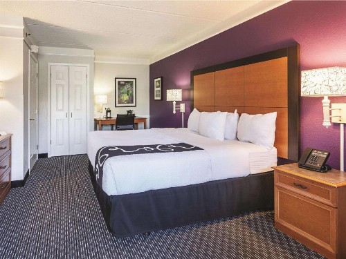 La Quinta Inn by Wyndham Odessa - image 24