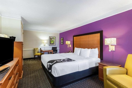 La Quinta Inn by Wyndham Odessa - image 37