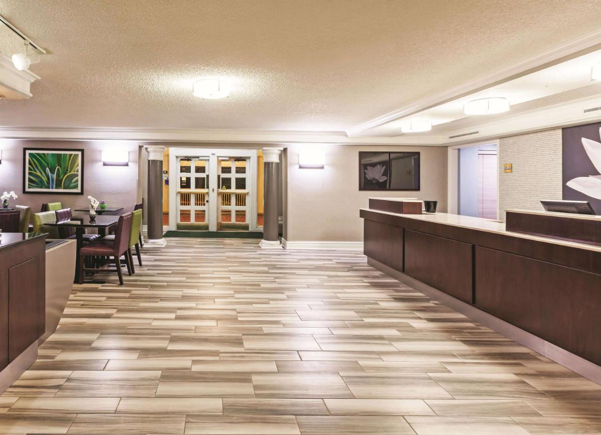 La Quinta Inn by Wyndham Odessa - image 5