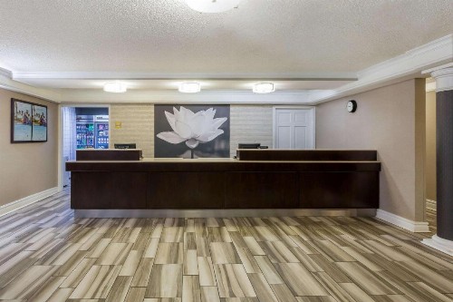 La Quinta Inn by Wyndham Odessa - image 8