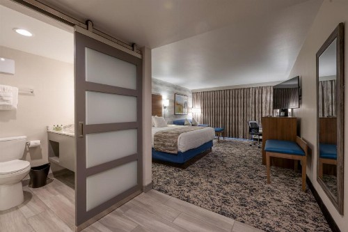 MCM Elegante Hotel - image 2