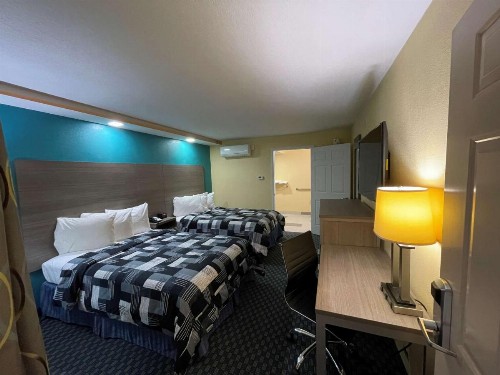 Knights Inn Odessa - image 18