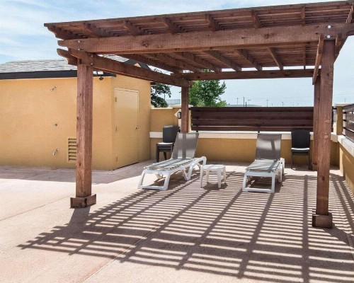 Comfort Suites Odessa - image 7