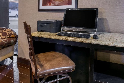 Ramada by Wyndham Odessa Near University of Texas Permian - image 27