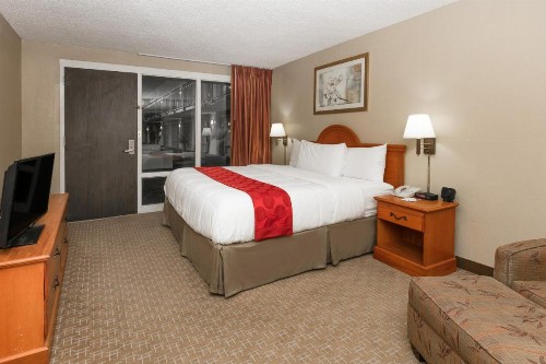 Ramada by Wyndham Odessa Near University of Texas Permian - image 5