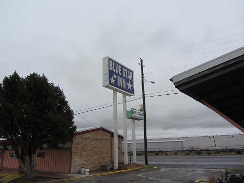 Blue Star Inn - image 10
