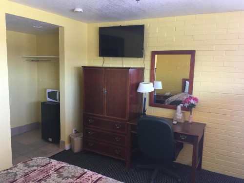 Blue Star Inn - image 11