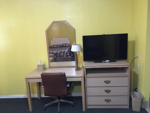 Blue Star Inn - image 22