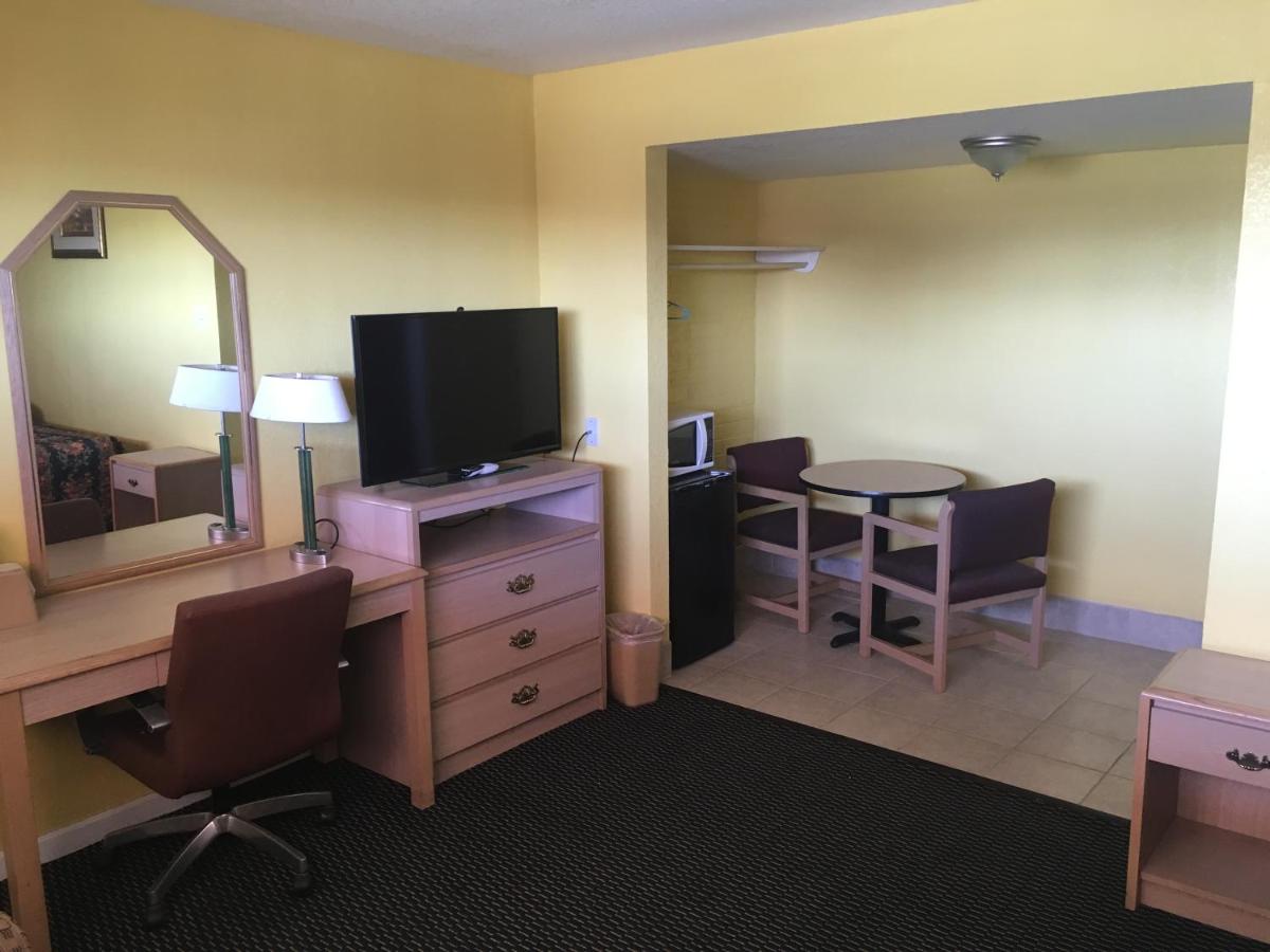 Blue Star Inn - image 5