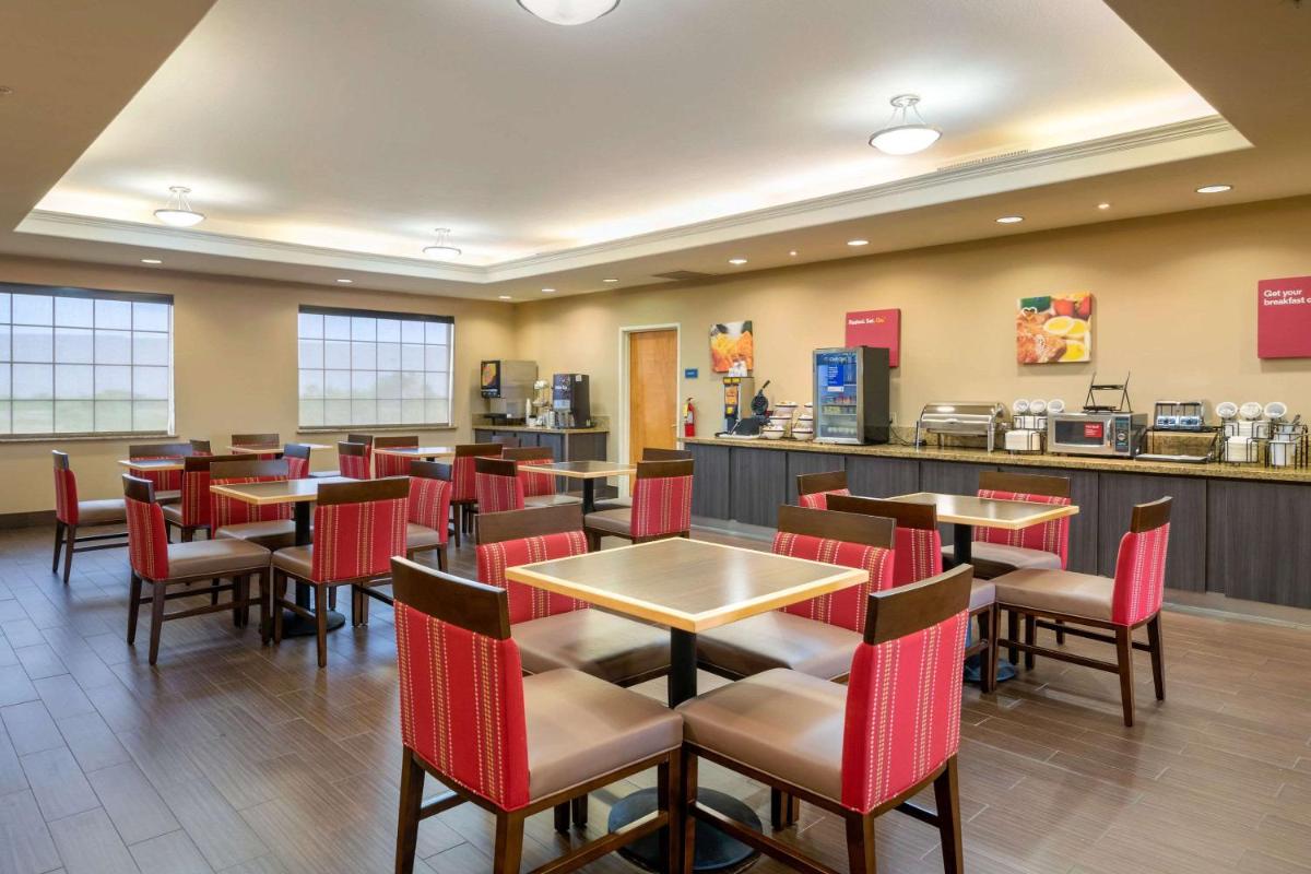 Comfort Inn and Suites Odessa - image 5