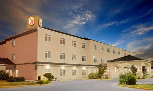 Super 8 by Wyndham Odessa TX - image 16