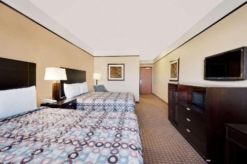 Super 8 by Wyndham Odessa TX - image 18