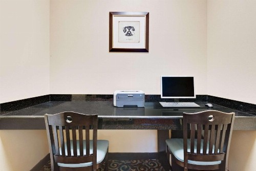 Super 8 by Wyndham Odessa TX - image 35