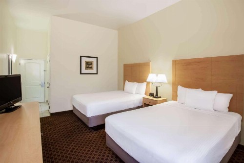 La Quinta by Wyndham Odessa North - image 19