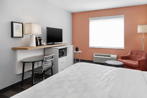 Holiday Inn Odessa an IHG Hotel - image 40