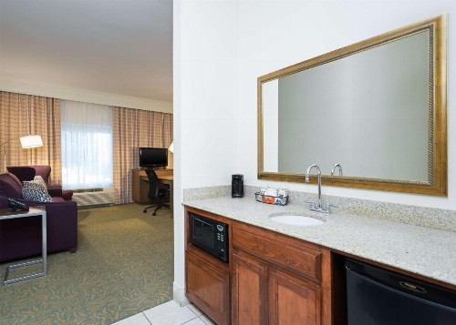 Hampton Inn Odessa - image 18