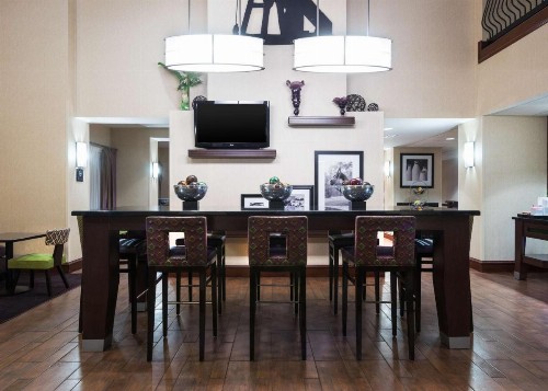 Hampton Inn Odessa - image 5