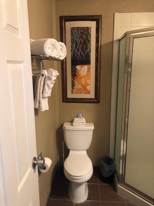Motel One - image 2