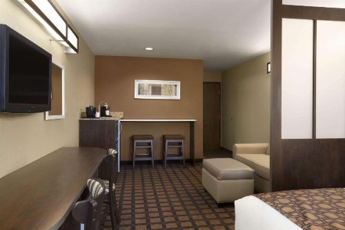 Microtel Inn & Suites by Wyndham Odessa TX - image 12