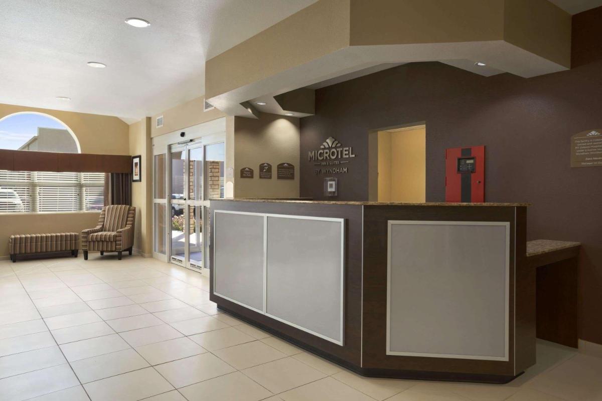 Microtel Inn & Suites by Wyndham Odessa TX - image 2