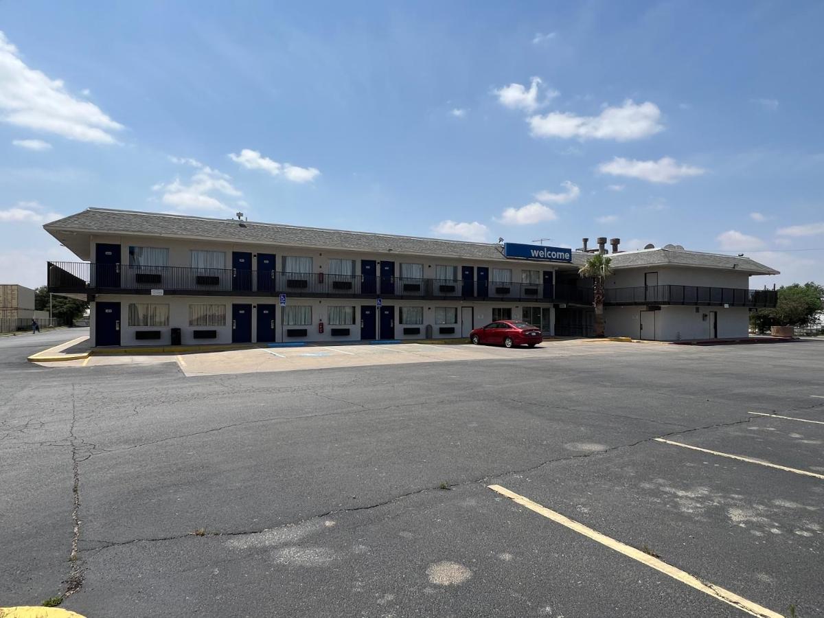 Motel 6-Odessa TX - image 7