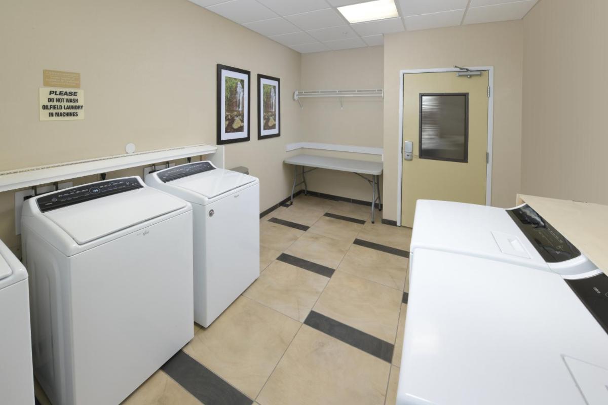 Candlewood Suites Odessa an IHG Hotel - image 2
