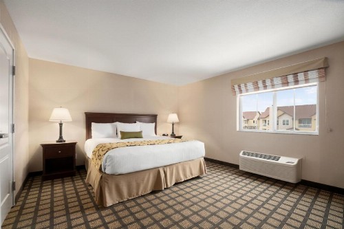 Baymont by Wyndham Odessa - image 7