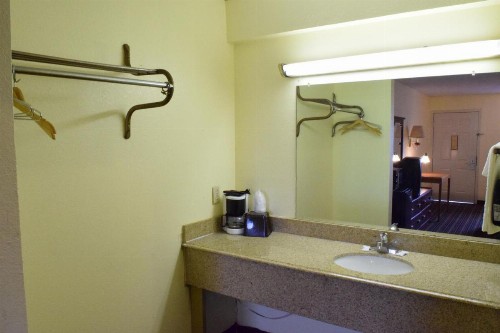 Executive Inn Odessa - image 7