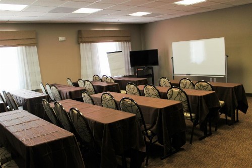Sleep Inn & Suites - image 19