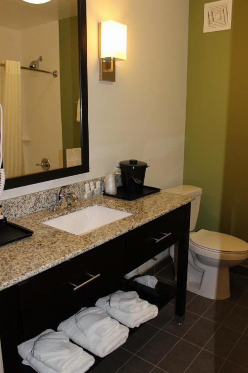 Sleep Inn & Suites - image 20