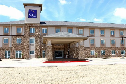 Sleep Inn & Suites - image 6