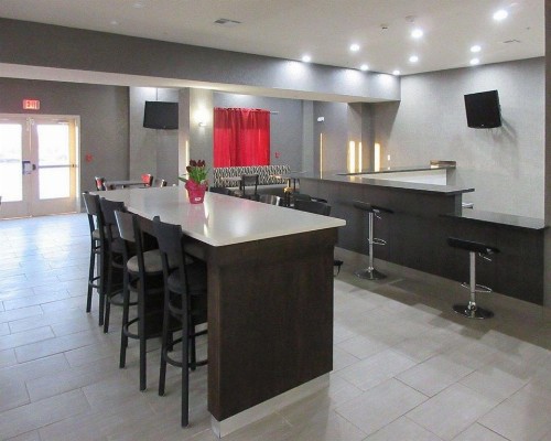 MainStay Suites - image 3