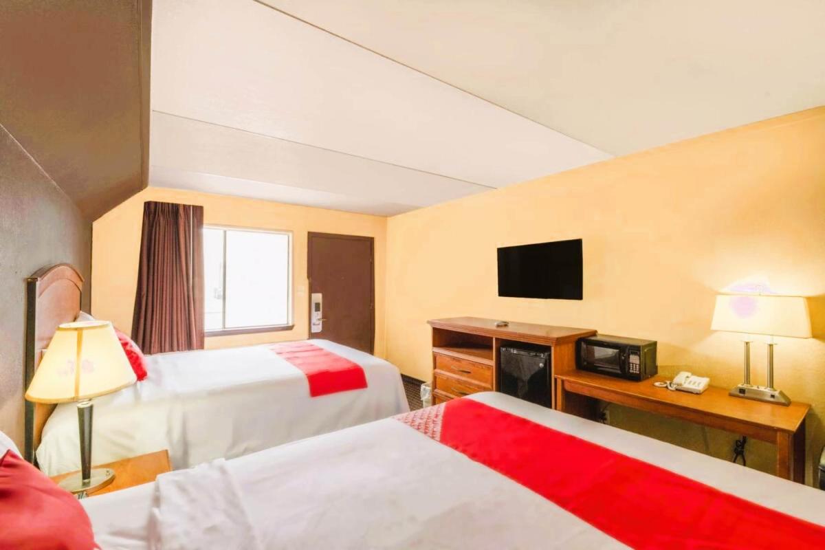 Great Val-U Inn Odessa - image 2