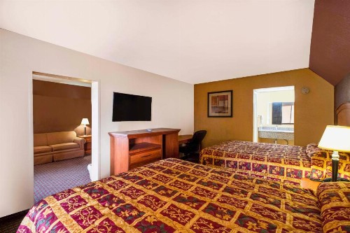 Great Val-U Inn Odessa - image 6
