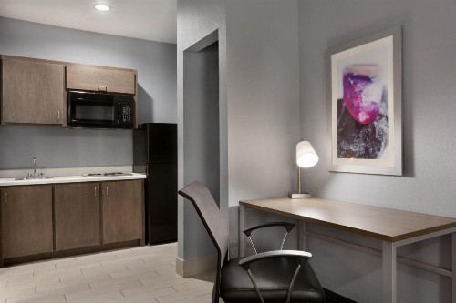 Days Inn by Wyndham Odessa - image 15