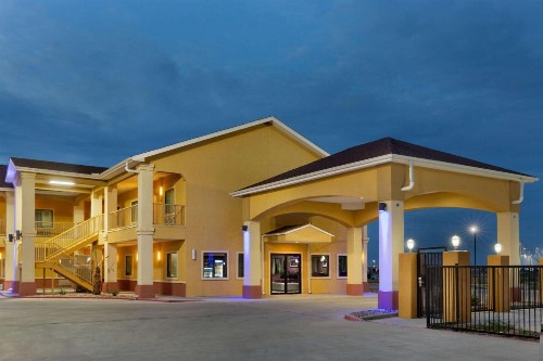 Days Inn by Wyndham Odessa - image 35