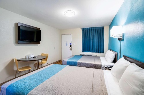 Motel 6-Odessa TX - 2nd Street - image 2