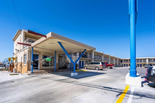 Motel 6-Odessa TX - 2nd Street - image 25