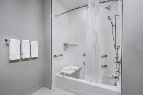 Holiday Inn Express & Suites - Odessa I-20 an IHG Hotel - image 35