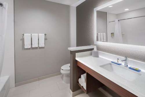 Holiday Inn Express & Suites - Odessa I-20 an IHG Hotel - image 5