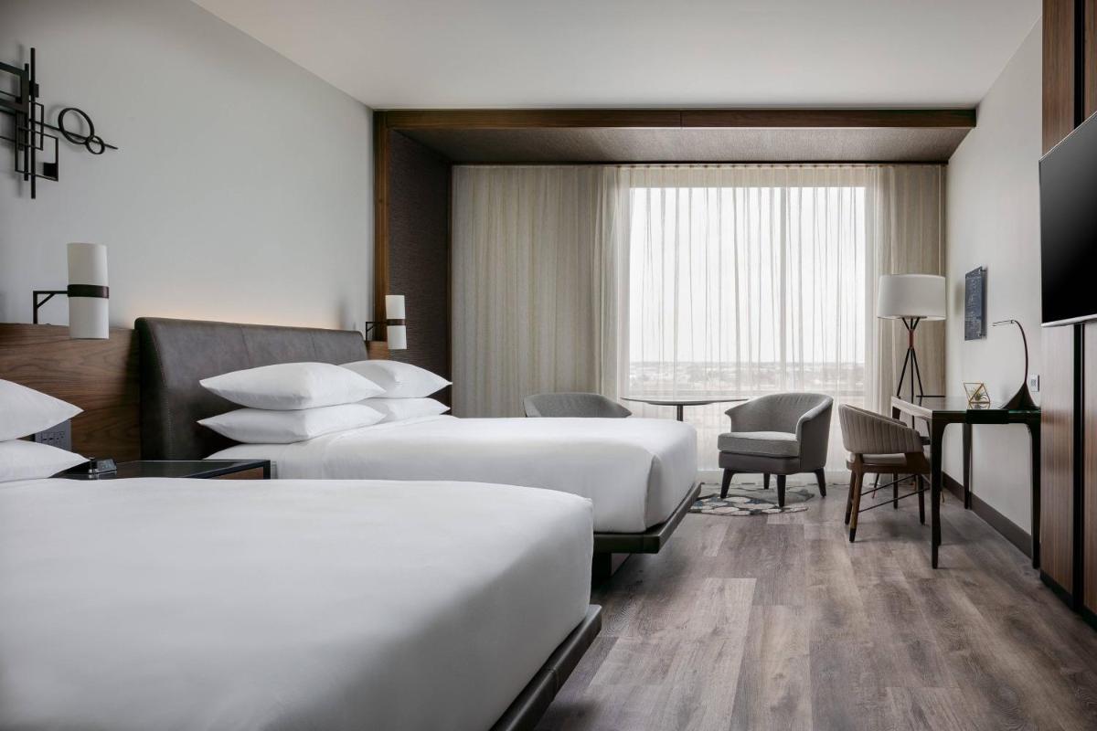 Odessa Marriott Hotel & Conference Center - image 3