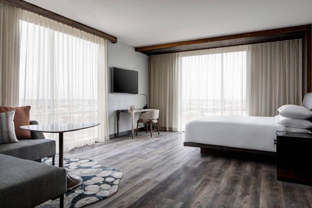 Odessa Marriott Hotel & Conference Center - image 5