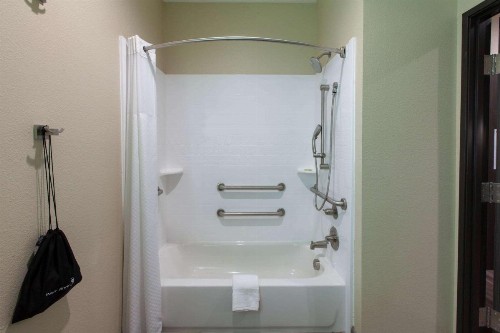 Hawthorn Suites By Wyndham Odessa - image 23