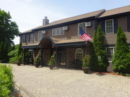 Sea Rose Suites - image 2