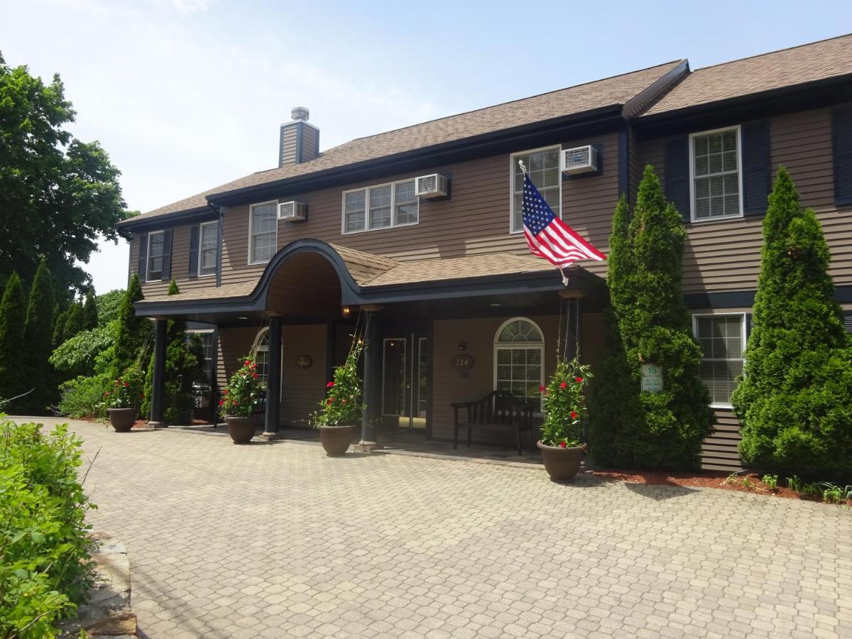 Sea Rose Suites - image 2